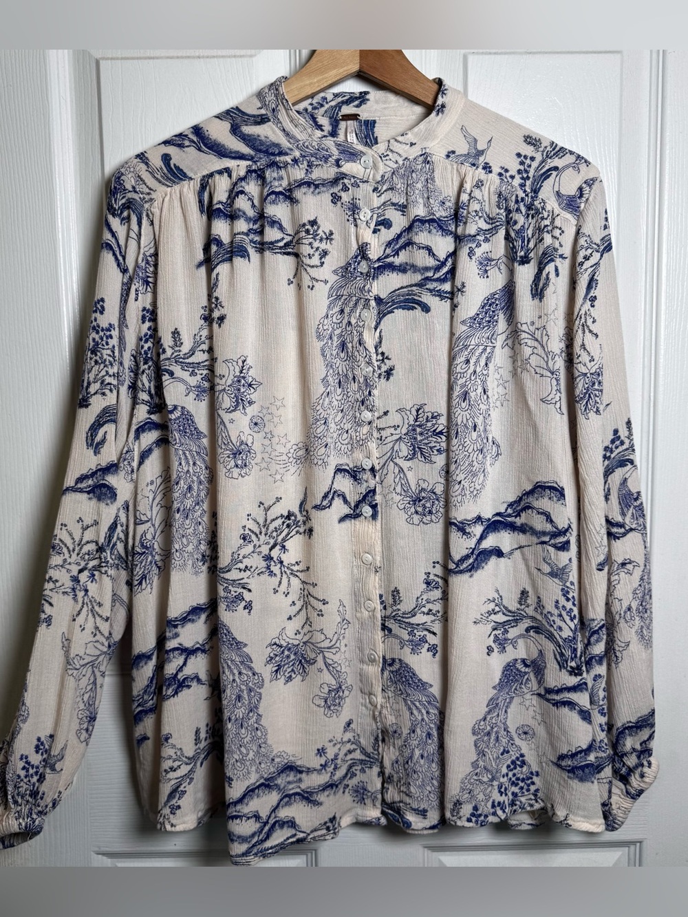 Free People XS - Large Blue & Ivory Toile Button Front Peasant Blouse Oversized